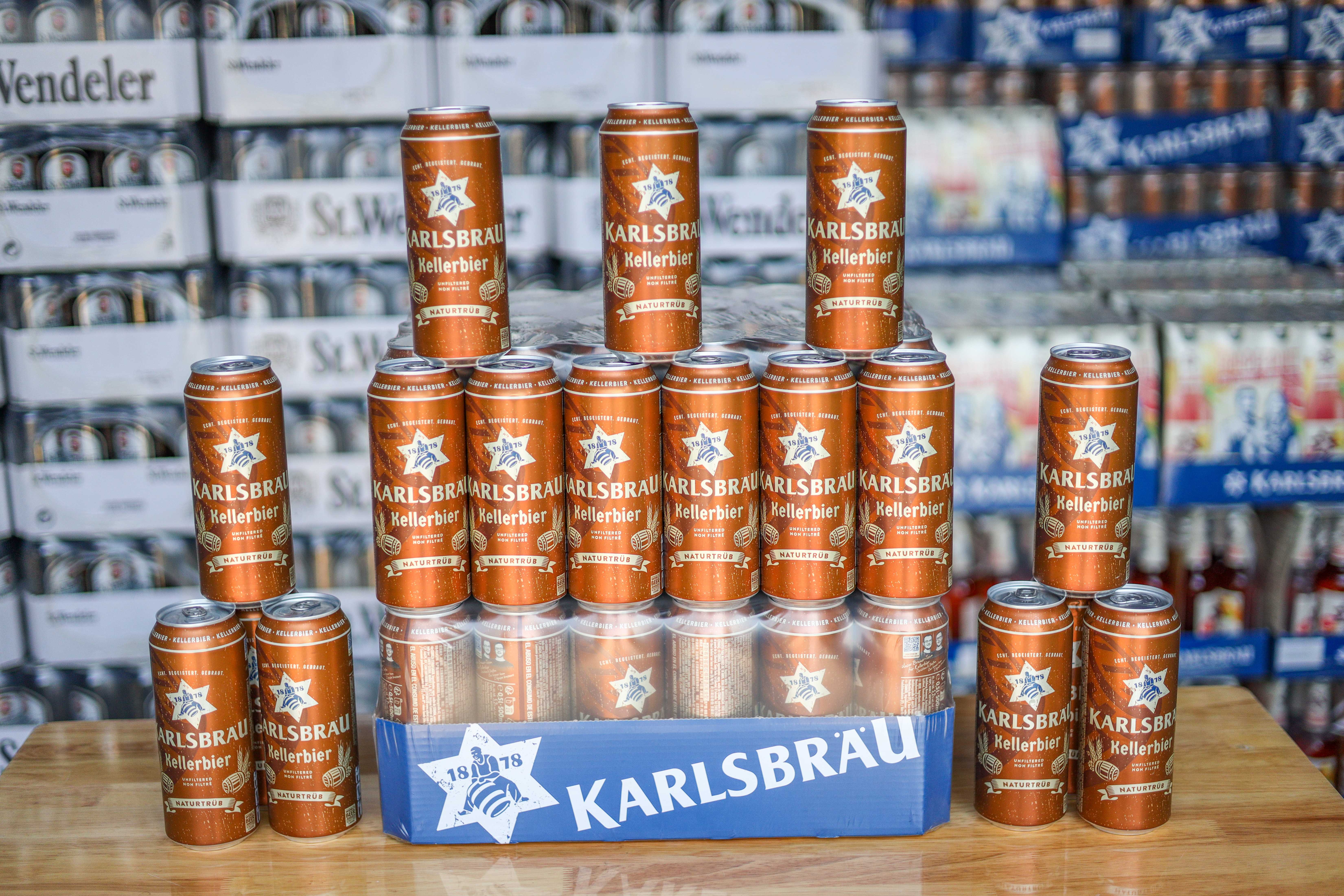 KARLSBRAU KELLERBIER - bia lúa mạch ( bia vàng ).